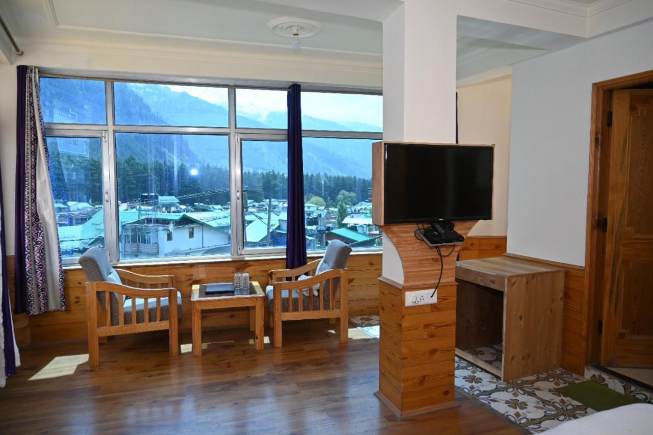 Hotel Nirmal Chhaya Manāli Buitenkant foto